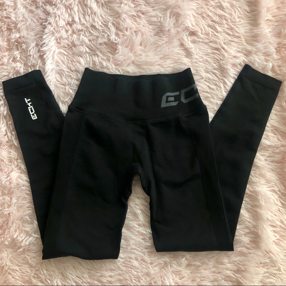 Echt Black Scrunch Leggings